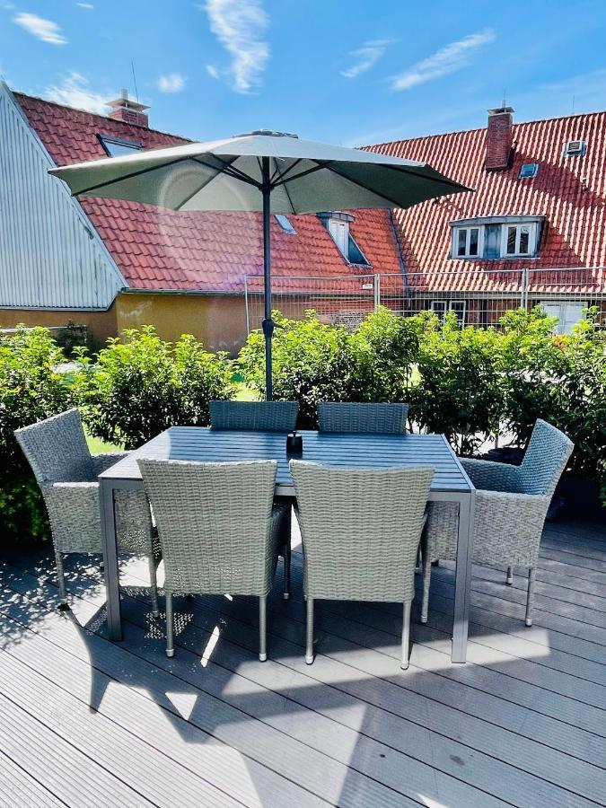 Schoene Ferienwohnungen Teilweise Mit Dachterrasse Im Herzen Von Itzehoe Kültér fotó